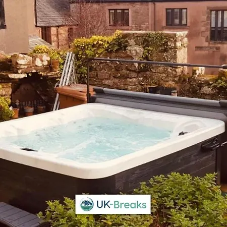 度假居 Historic St Bees Farmhouse Hot Tub Games Summer Gatherings