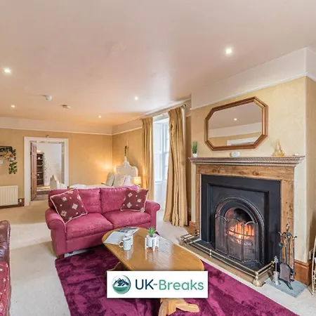 度假居 Historic St Bees Farmhouse Hot Tub Games Summer Gatherings 圣比斯