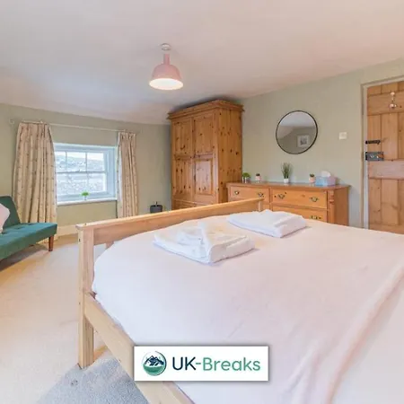 Historic St Bees Farmhouse Hot Tub Games Summer Gatherings