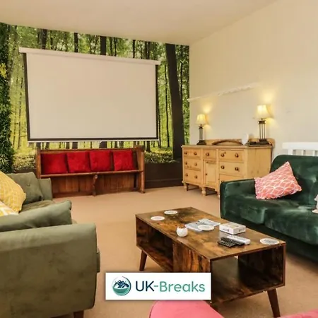 Historic In Pet Friendly Holiday home *
