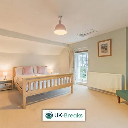 Historic St Bees Farmhouse Hot Tub Games Summer Gatherings