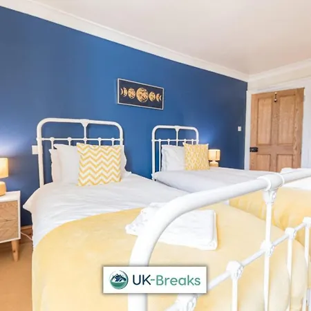 Historic In Pet Friendly Holiday home St Bees