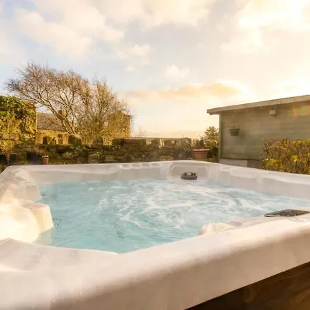 Vakantiehuis Historic Hot Tub Games Summer Gatherings St Bees