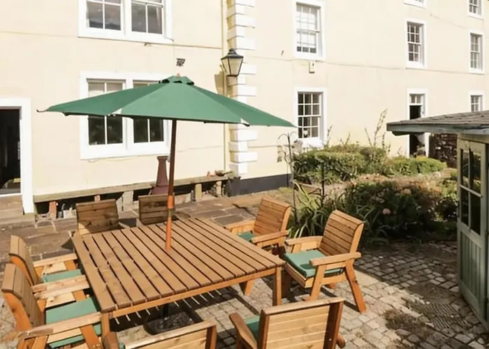 Nyaraló Historic Hot Tub Games Summer Gatherings *